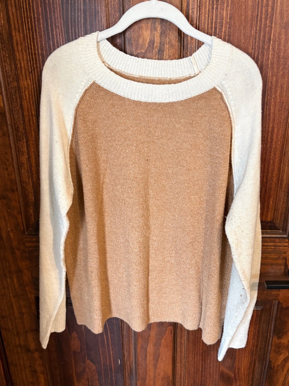 Sonoma brown tan and white sweater size large raglan sleeve style NWOT